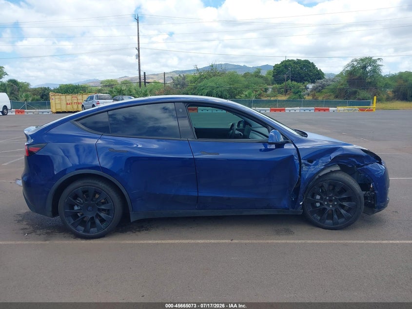 TESLA MODEL Y - zdjęcie 14