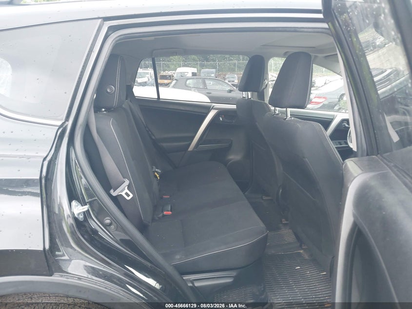 TOYOTA RAV4 HYBRID - zdjęcie 8