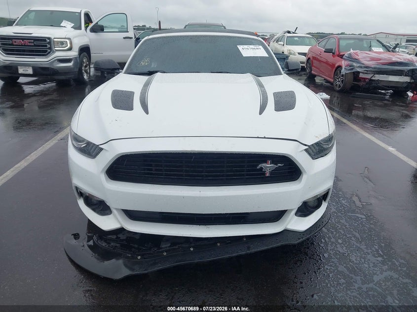 FORD MUSTANG - zdjęcie 12