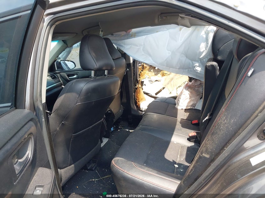 TOYOTA CAMRY - zdjęcie 8