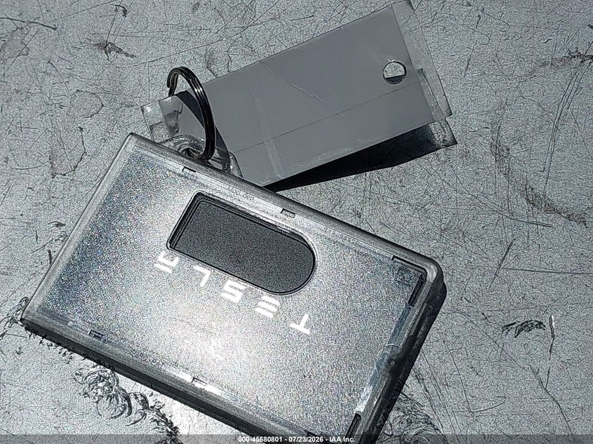 TESLA MODEL Y - zdjęcie 11