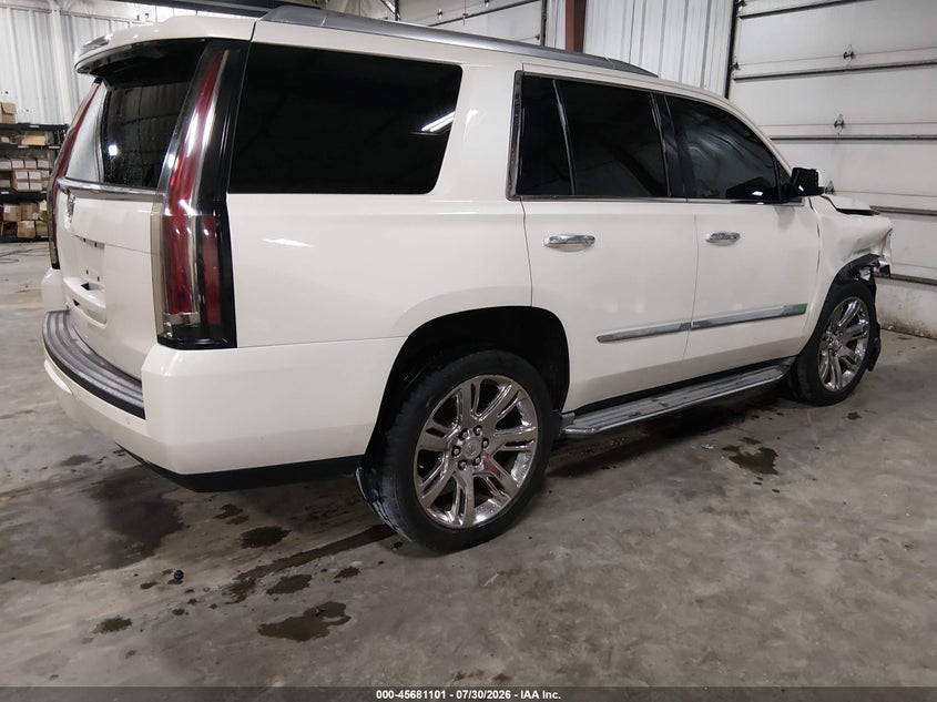 CADILLAC ESCALADE - zdjęcie 4