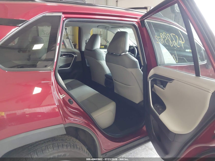 TOYOTA RAV4 - zdjęcie 8