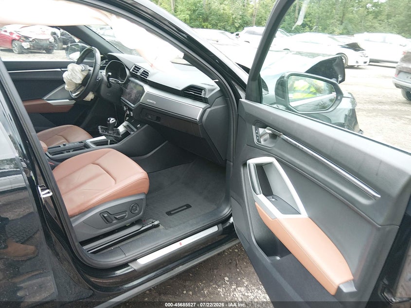AUDI Q3 - zdjęcie 5