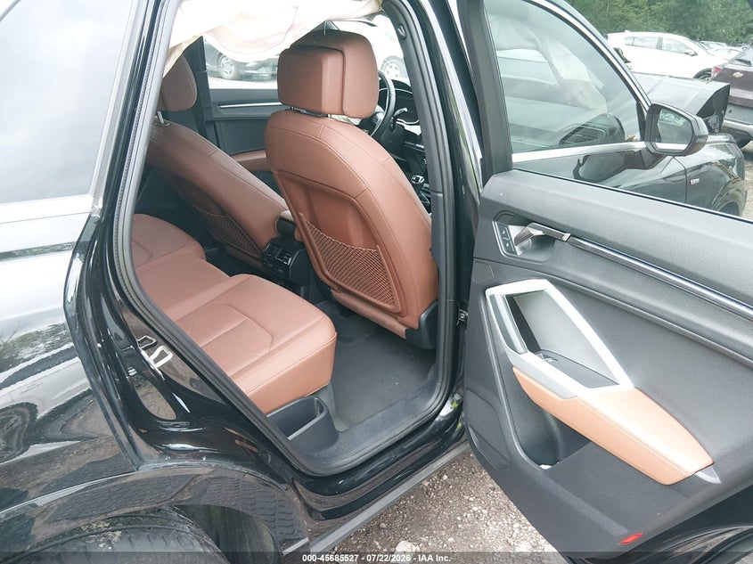 AUDI Q3 - zdjęcie 8