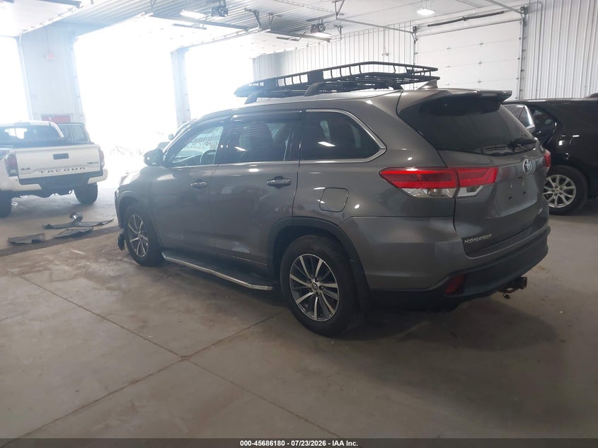 TOYOTA HIGHLANDER - zdjęcie 3