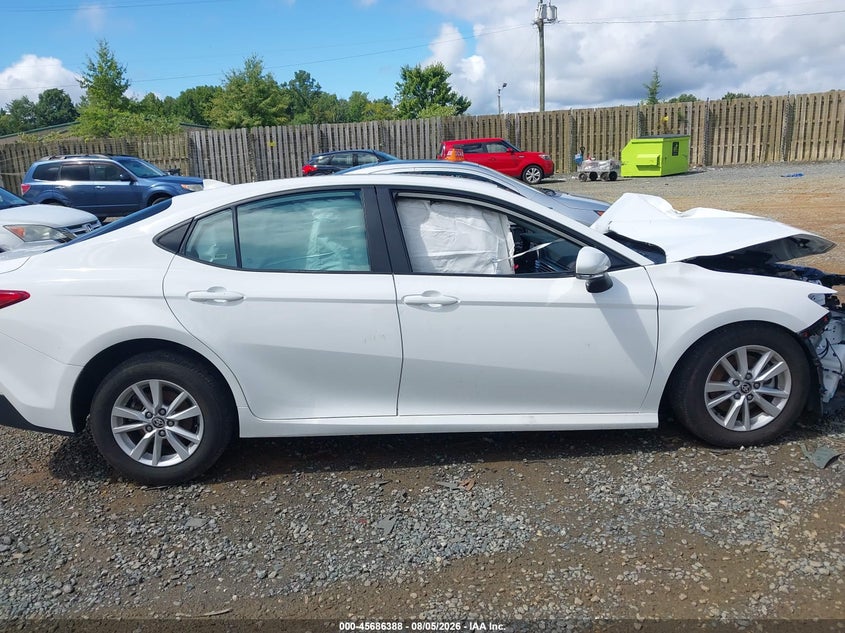 TOYOTA CAMRY - zdjęcie 13