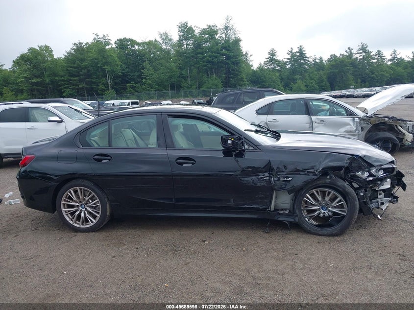 BMW 330E - zdjęcie 14