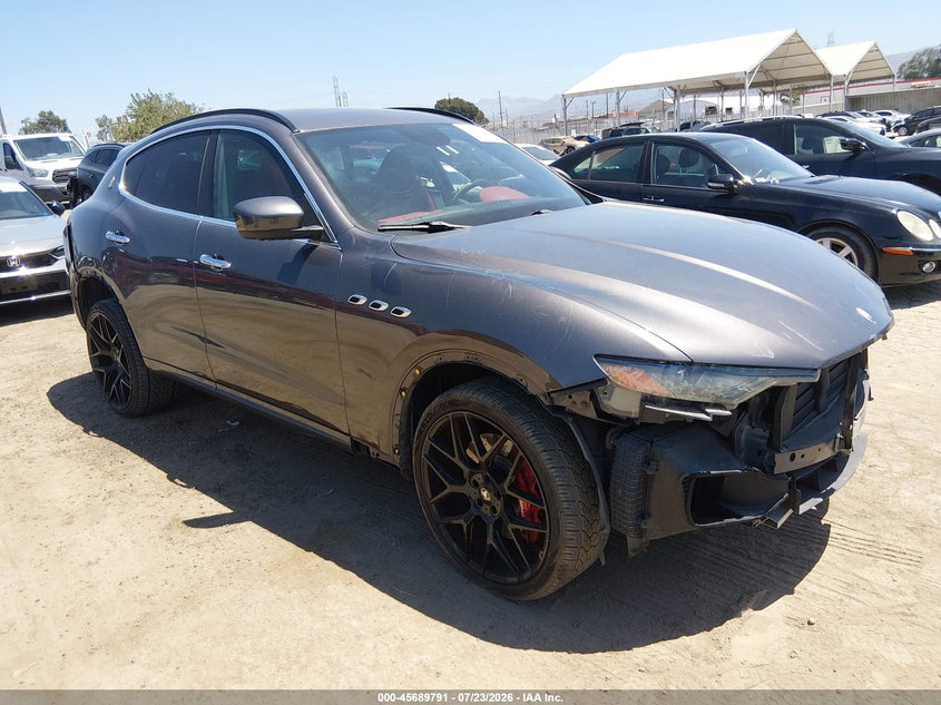 MASERATI LEVANTE - zdjęcie 1