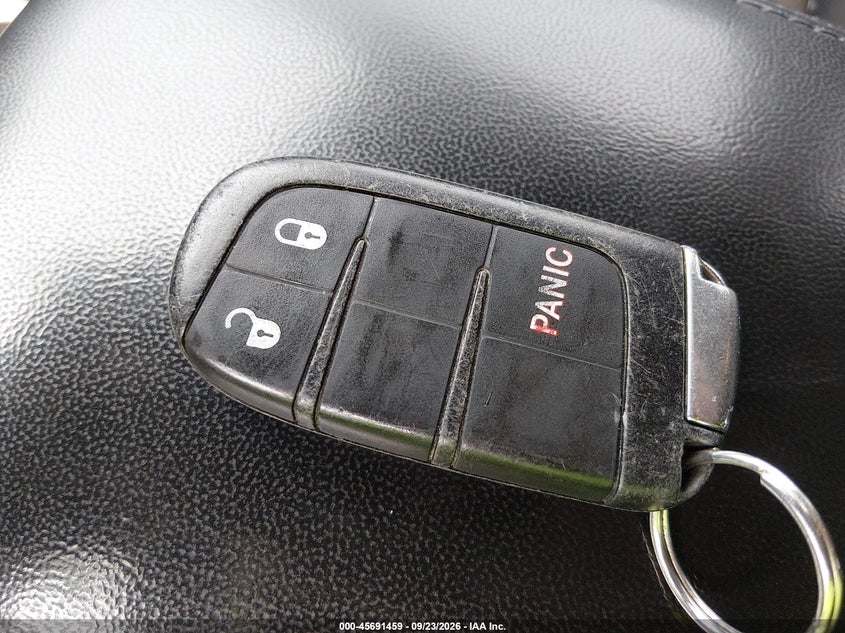JEEP GRAND CHEROKEE - zdjęcie 11