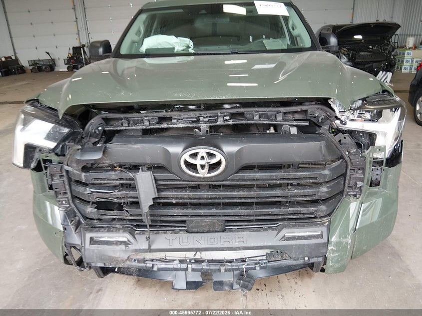 TOYOTA TUNDRA - zdjęcie 6