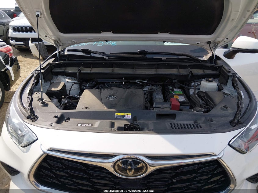 TOYOTA HIGHLANDER - zdjęcie 10