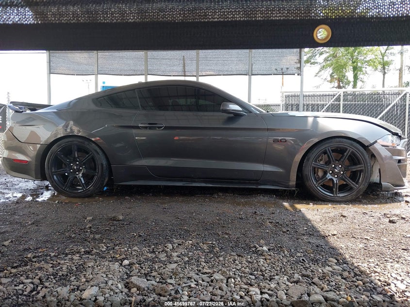 FORD MUSTANG - zdjęcie 14