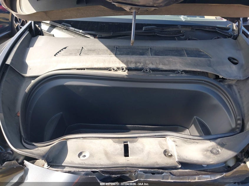 TESLA MODEL Y - zdjęcie 10