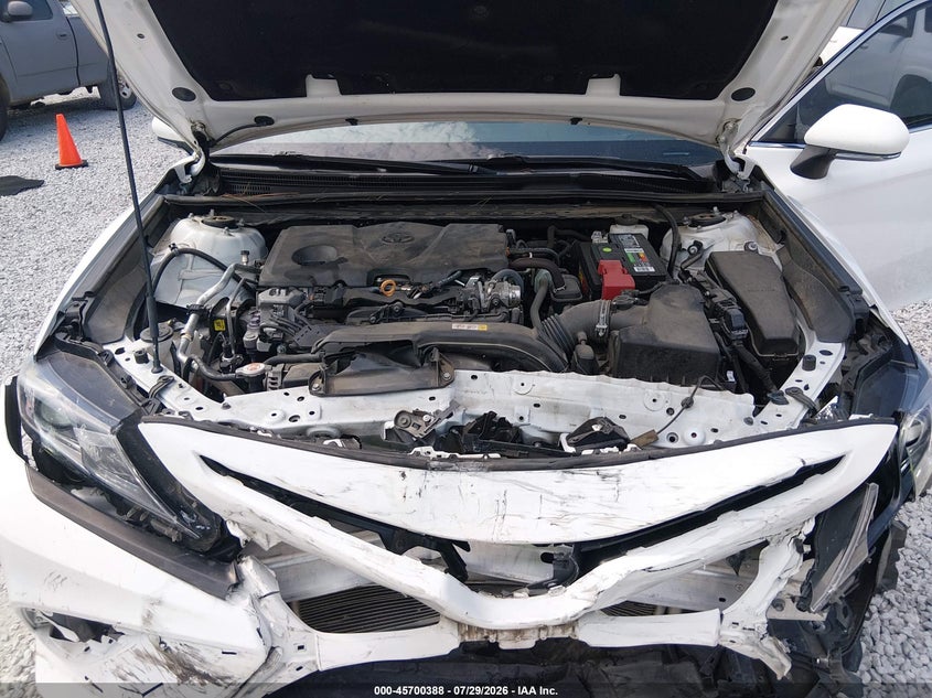 TOYOTA CAMRY - zdjęcie 10