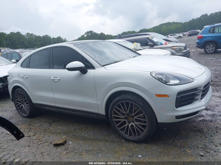 PORSCHE CAYENNE COUPE - zdjęcie 13