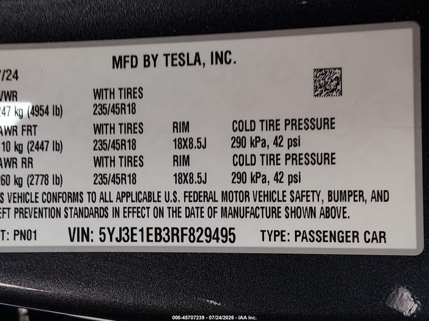 TESLA MODEL 3 - zdjęcie 9