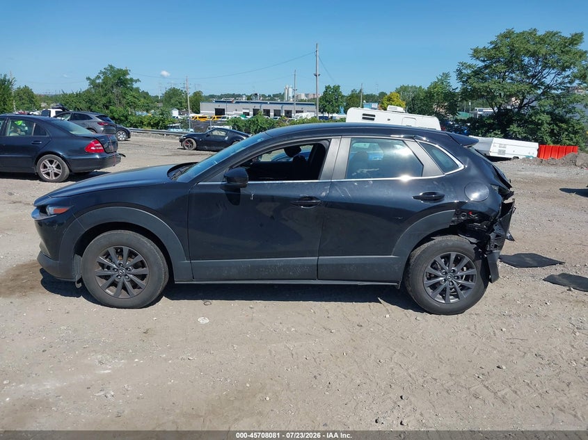 MAZDA CX-30 - zdjęcie 15