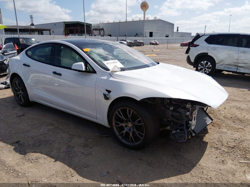 TESLA MODEL S - zdjęcie 1