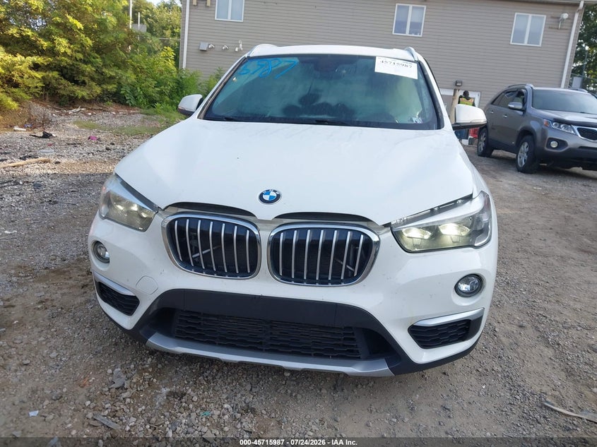 BMW X1 - zdjęcie 12