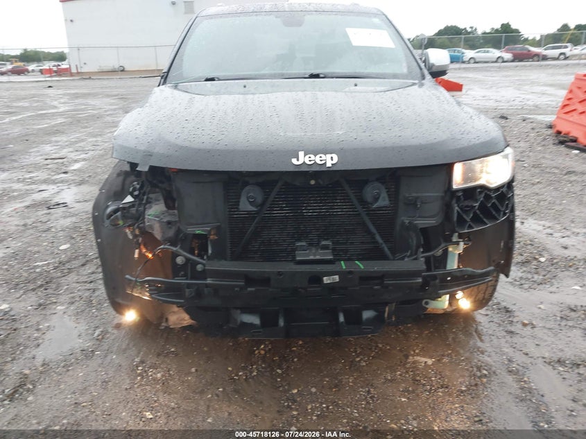 JEEP GRAND CHEROKEE - zdjęcie 18