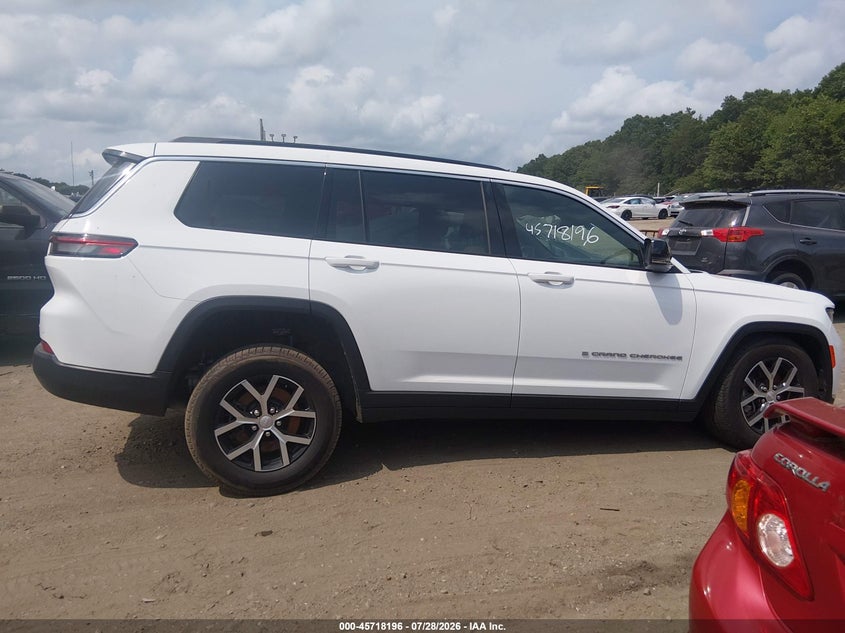 JEEP GRAND CHEROKEE L - zdjęcie 13
