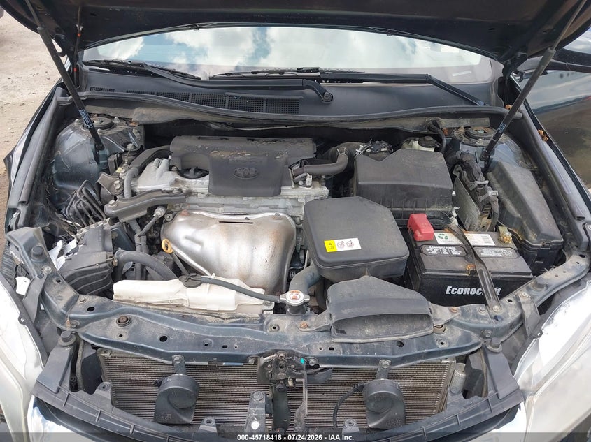 TOYOTA CAMRY - zdjęcie 10