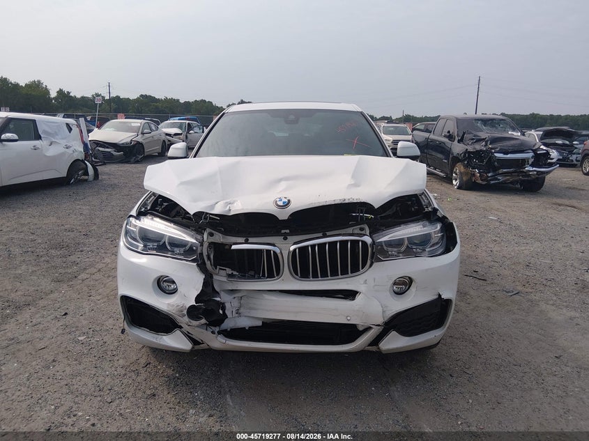 BMW X6 - zdjęcie 12
