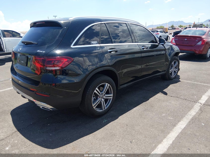 MERCEDES-BENZ GLC 300 - zdjęcie 4