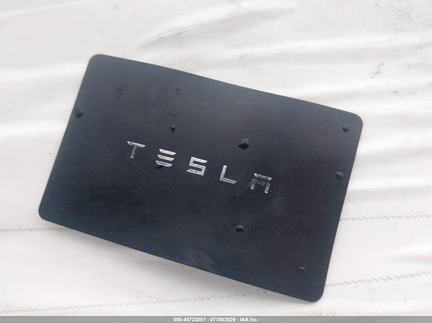 TESLA CYBERTRUCK - zdjęcie 11