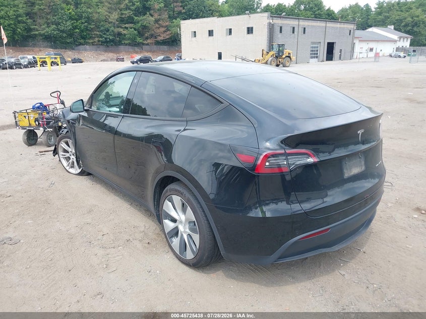 TESLA MODEL Y - zdjęcie 3