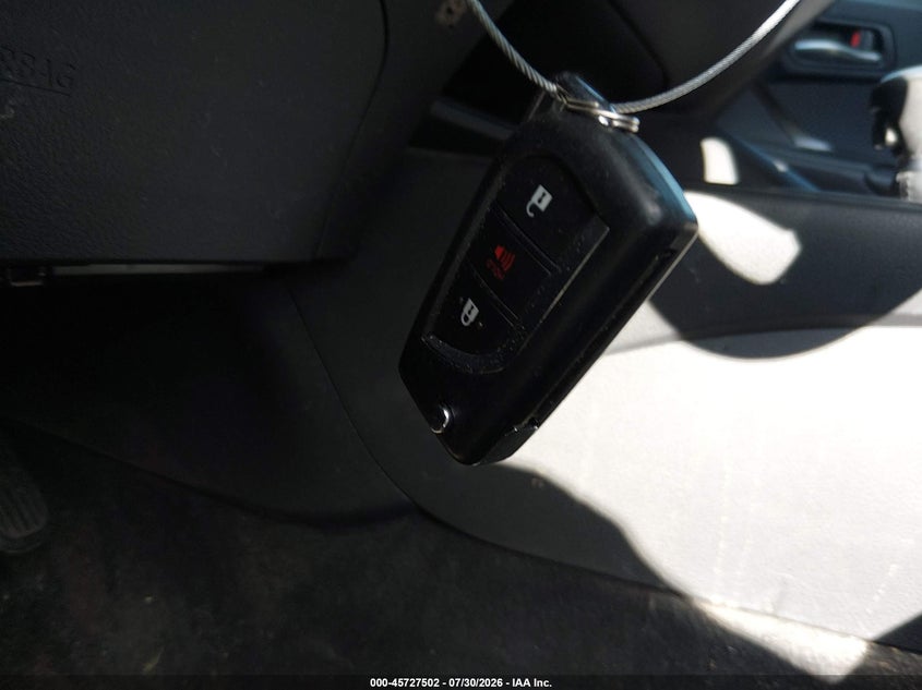 TOYOTA C-HR - zdjęcie 11