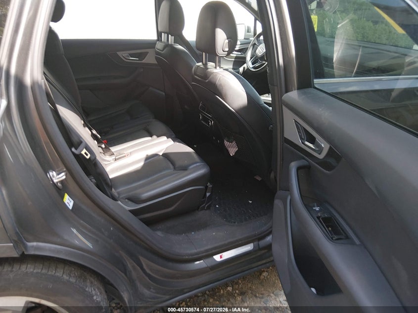 AUDI Q7 - zdjęcie 8