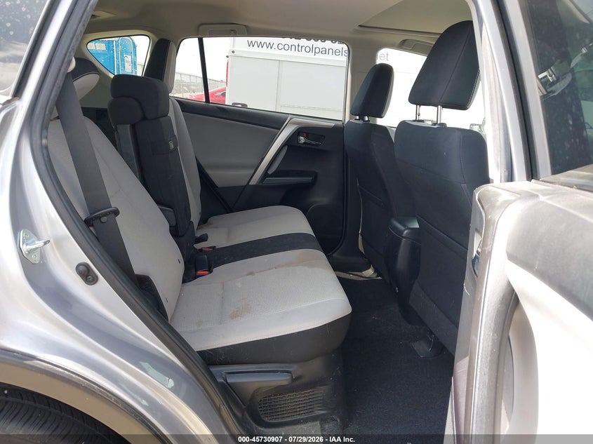 TOYOTA RAV4 HYBRID - zdjęcie 8