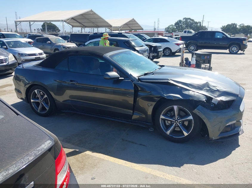 FORD MUSTANG - zdjęcie 13