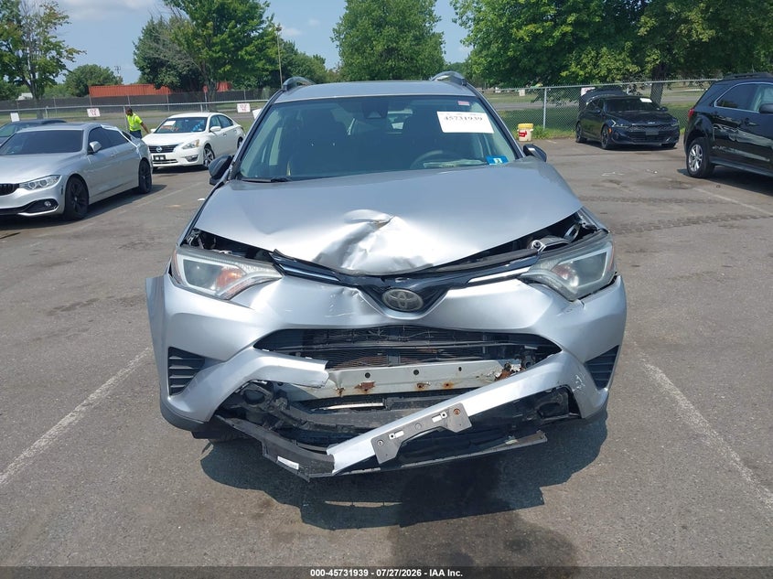 TOYOTA RAV4 - zdjęcie 12