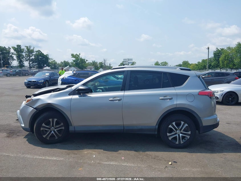 TOYOTA RAV4 - zdjęcie 14