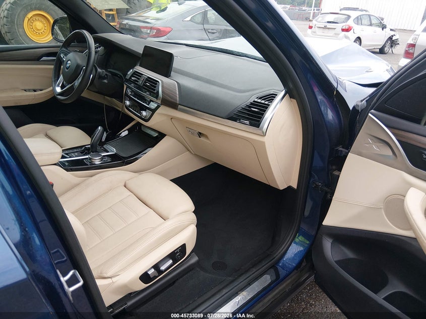 BMW X3 PHEV - zdjęcie 5