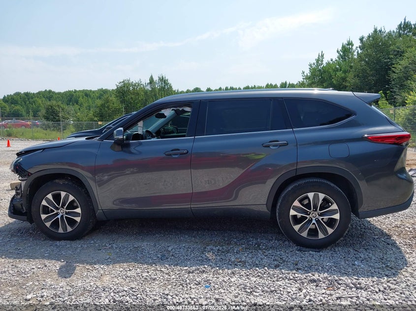 TOYOTA HIGHLANDER - zdjęcie 14