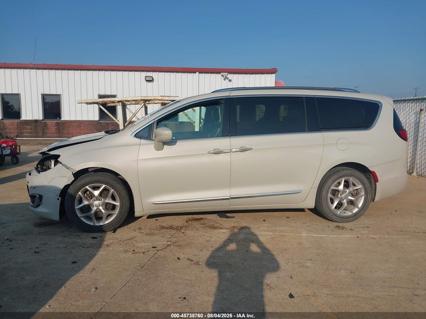 CHRYSLER PACIFICA - zdjęcie 14