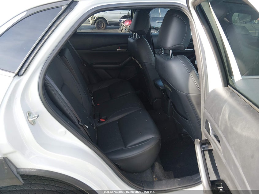 MAZDA CX-30 - zdjęcie 8