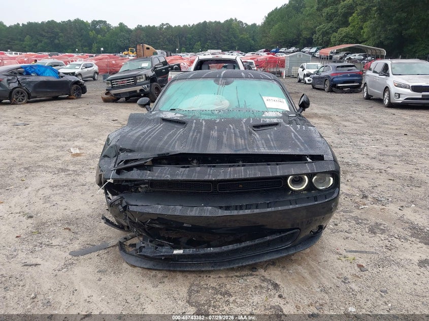 DODGE CHALLENGER - zdjęcie 12