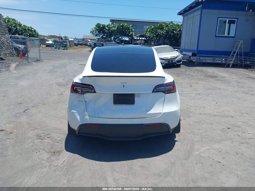 TESLA MODEL Y - zdjęcie 15