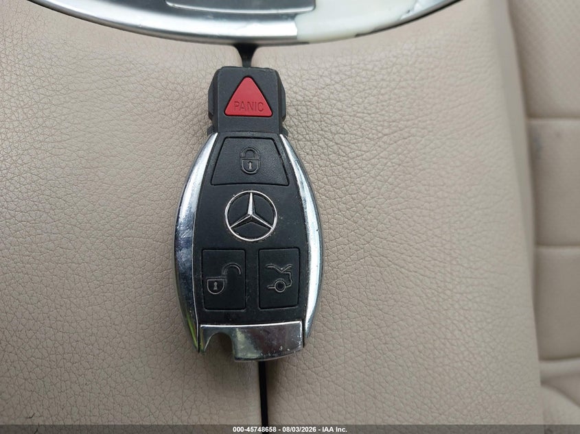 MERCEDES-BENZ GLC 300 - zdjecie 11