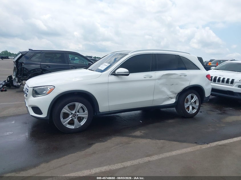 MERCEDES-BENZ GLC 300 - zdjecie 14