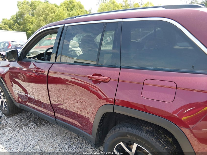 JEEP GRAND CHEROKEE - zdjęcie 14