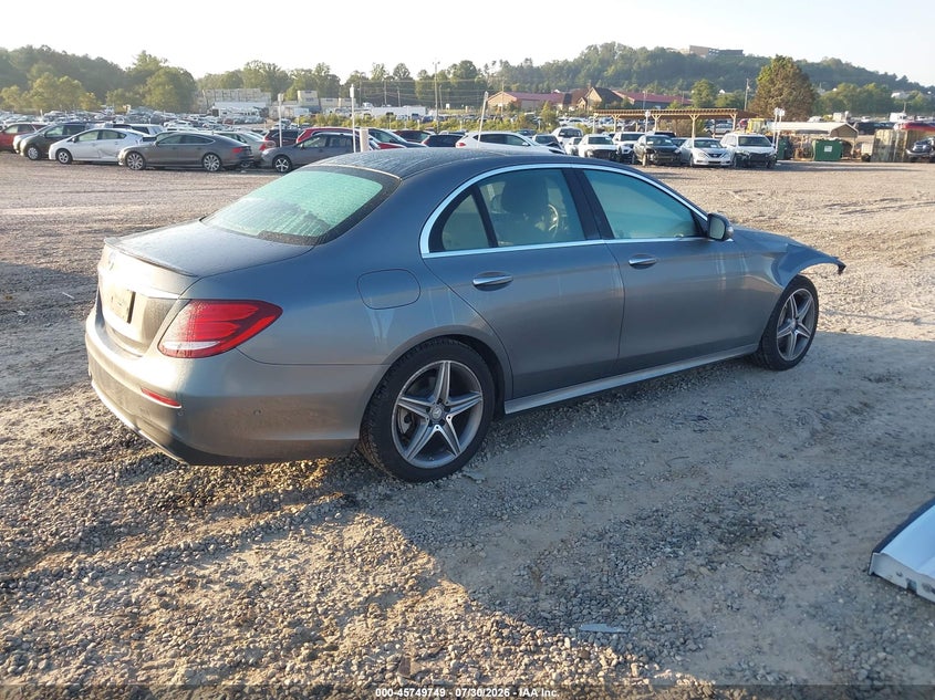 MERCEDES-BENZ E 300 - zdjęcie 4