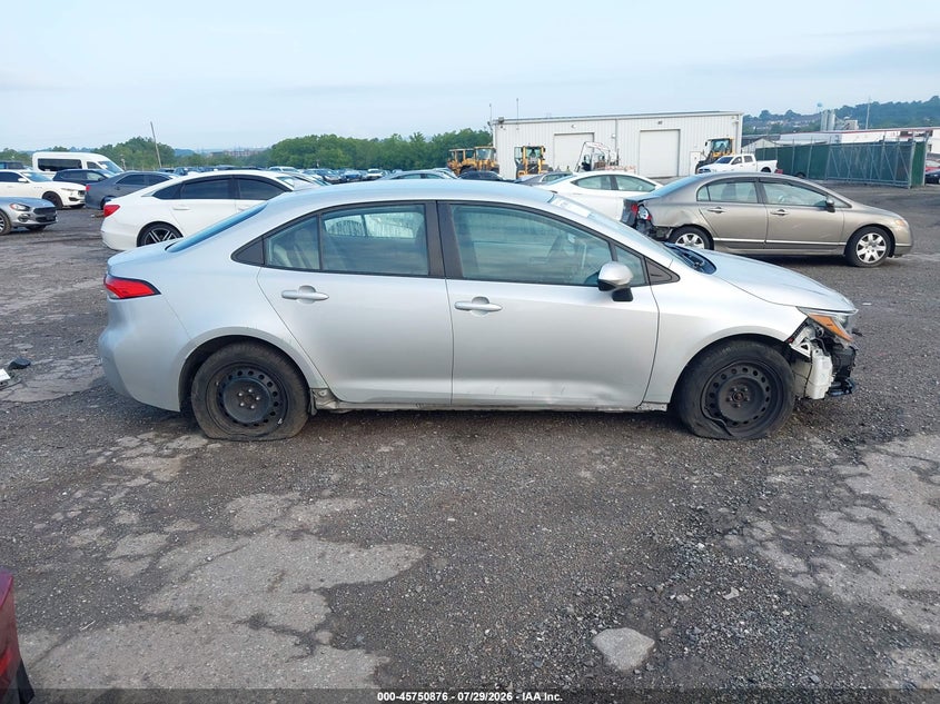 TOYOTA COROLLA - zdjęcie 14