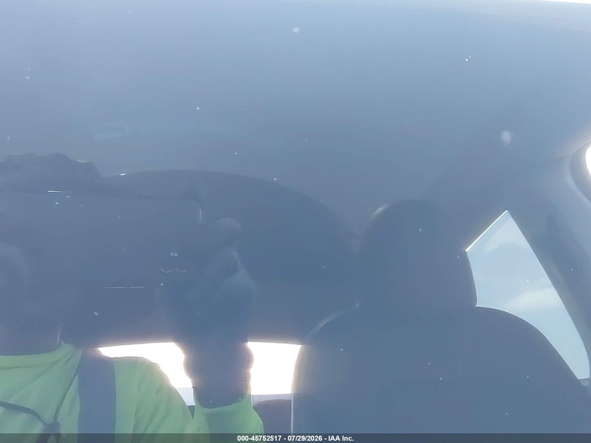 TESLA MODEL Y - zdjęcie 15