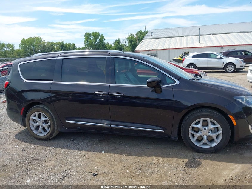 CHRYSLER PACIFICA - zdjęcie 13